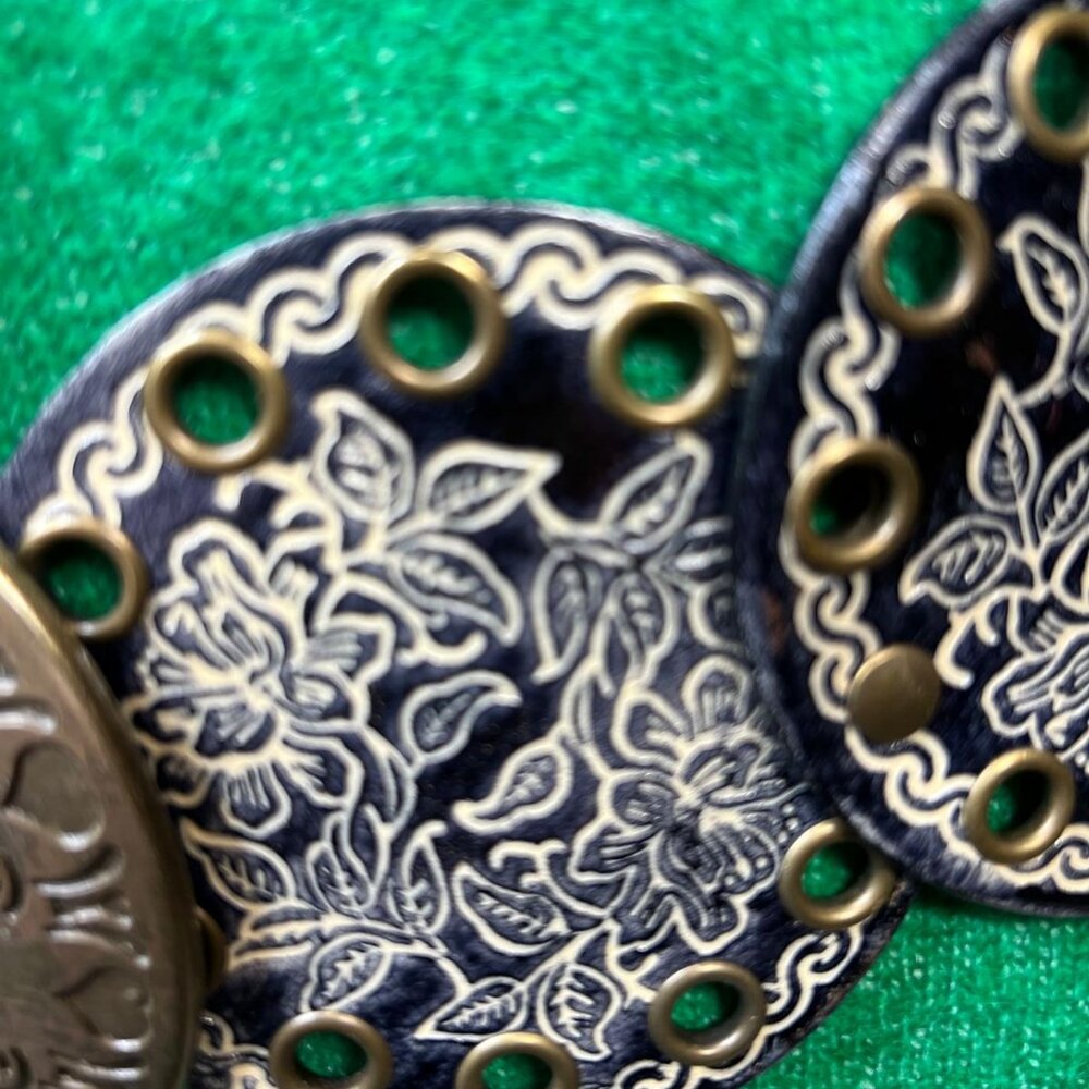 Women’s Vintage Concho Leather Belt Floral Western Boho Brass Buckle 34 - Picture 2 of 6